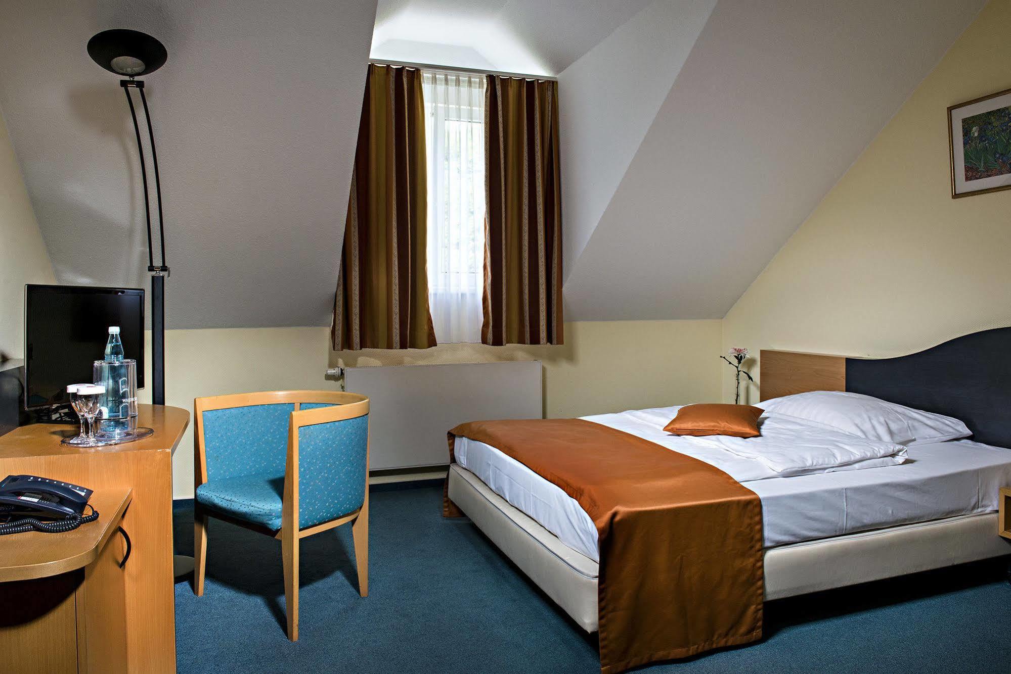 H+ Hotel Erfurt Kültér fotó
